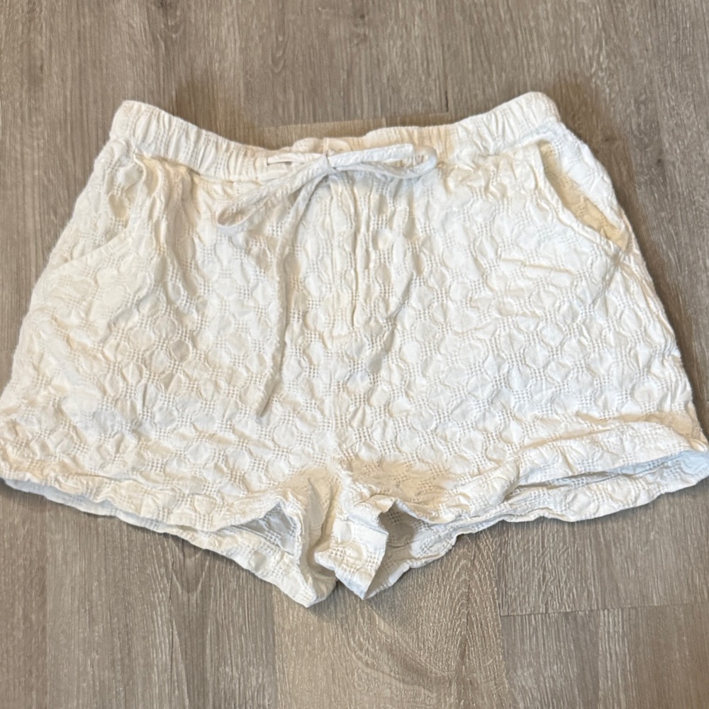 Women's White Lace Drawstring Shorts